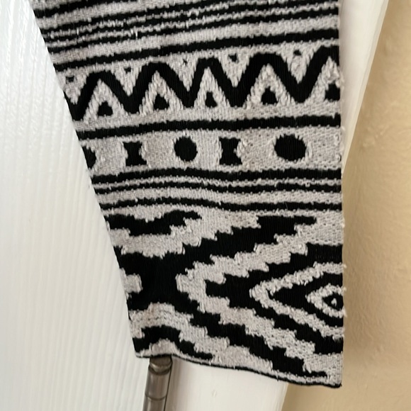 American Eagle Outfitters open cardigan sweater western Aztec black white LG - Picture 4 of 13